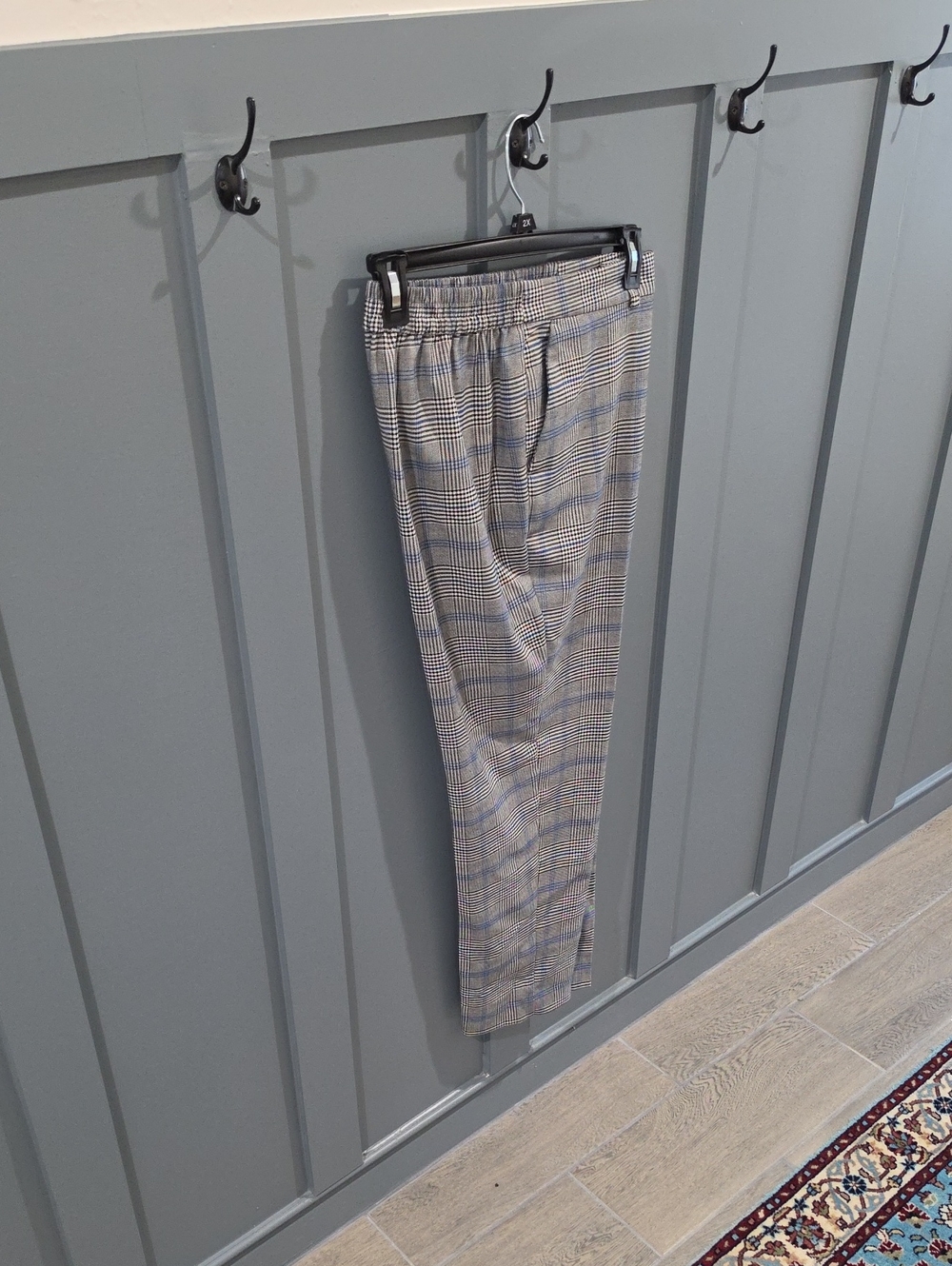 Worthington plaid Dress Pants in Gray and Blue - Elastic Waist